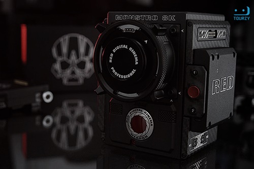 Các mẫu camera của RED hầu hết đều có giá đắt và điển hình là mẫu camera 8K có giá 80.000 USD