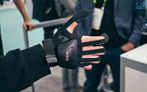 Manus VR đang thực hiện những nghiên cứu hoàn thiện hơn găng tay thực tế ảo của mình 