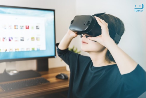 Kính thực tế ảo VR hỗ trợ người dùng trải nghiệm công nghệ thực tế ảo 
